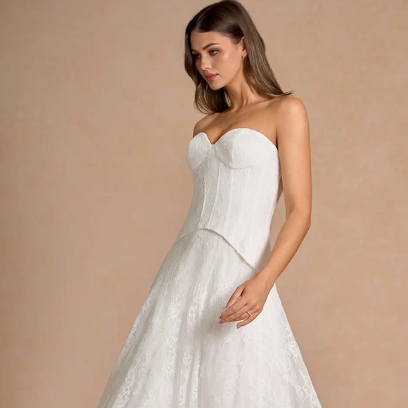 AVELYN WHITE LACE TWO-PIECE SETS - Picture 1 of 8